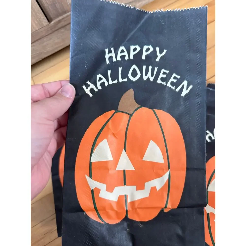 Vintage‎ Happy Halloween paper bags from the 80s/90s